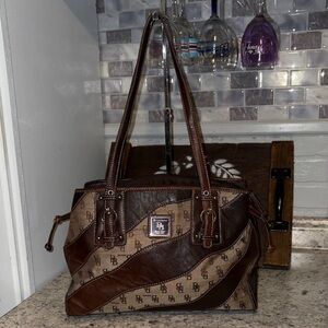 GUC Brentano Chocolate and Beige Shoulder Bag